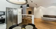 Фото гостиной-кухни в современном стиле 20 м