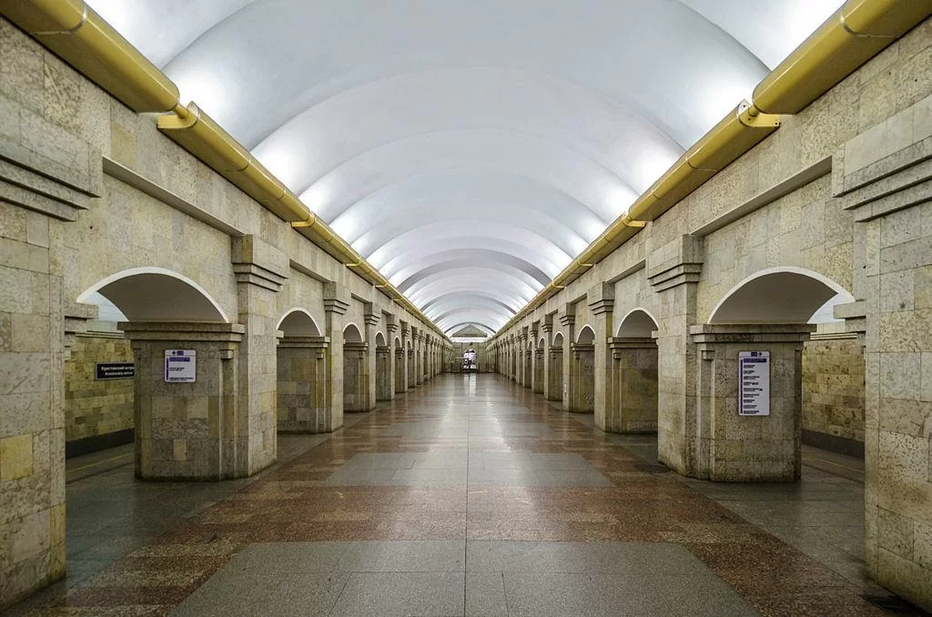 Ремонт квартир в районе метро “Крестовский остров”